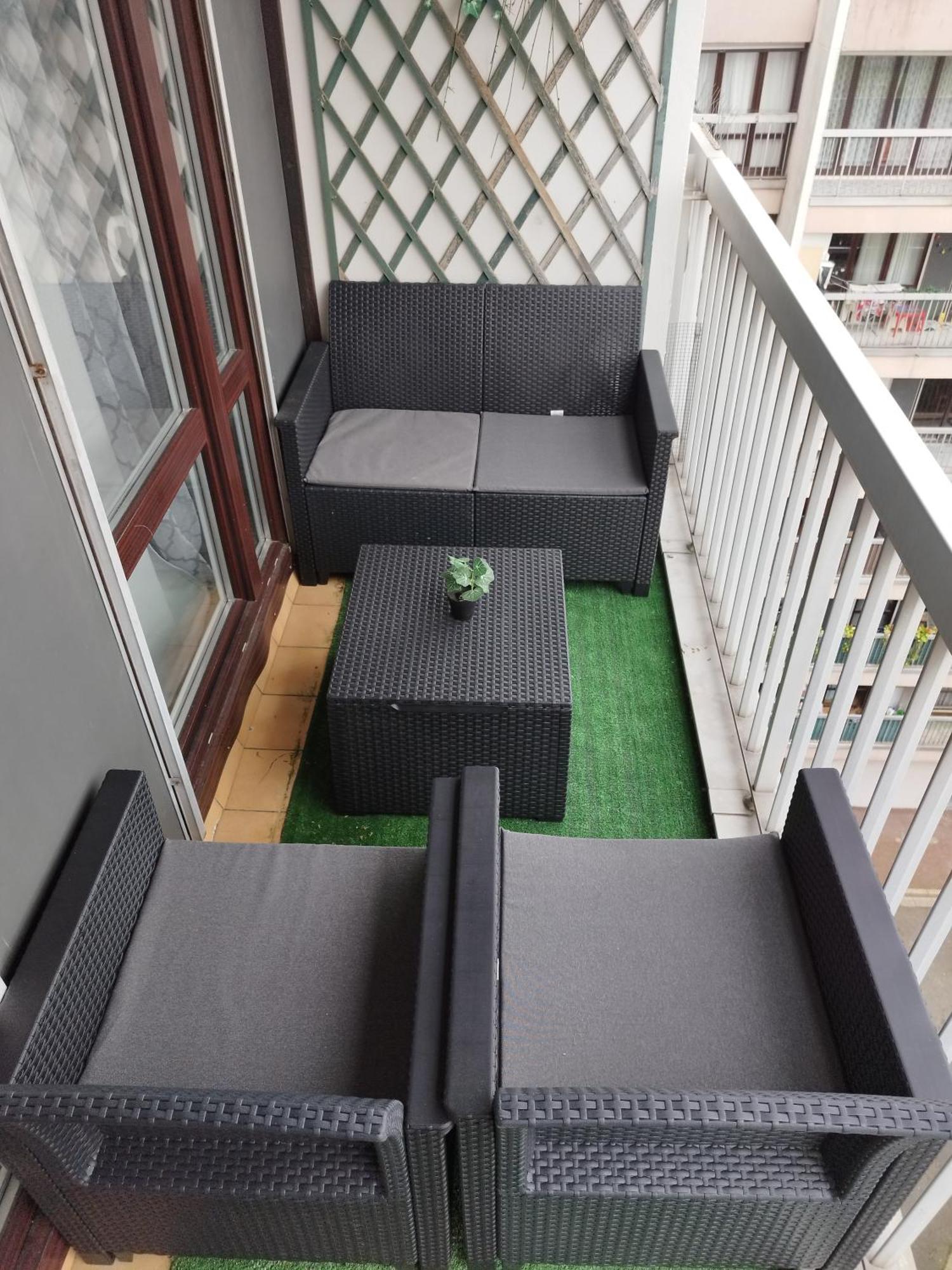 Parisian Cosy Flat With Balcony Apartment อาร์ฌ็องเตย ภายนอก รูปภาพ
